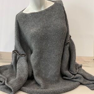 Zara Elegant Gray Knit Poncho